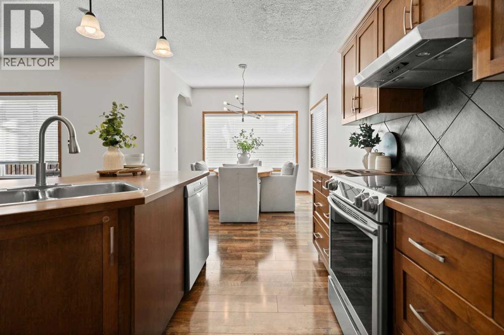 169 Elgin Manor Se, Calgary, Alberta  T2Z 4N4 - Photo 11 - A2263421