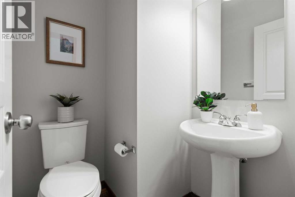 169 Elgin Manor Se, Calgary, Alberta  T2Z 4N4 - Photo 18 - A2263421