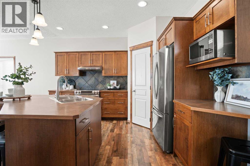 169 Elgin Manor Se, Calgary, Alberta  T2Z 4N4 - Photo 8 - A2263421