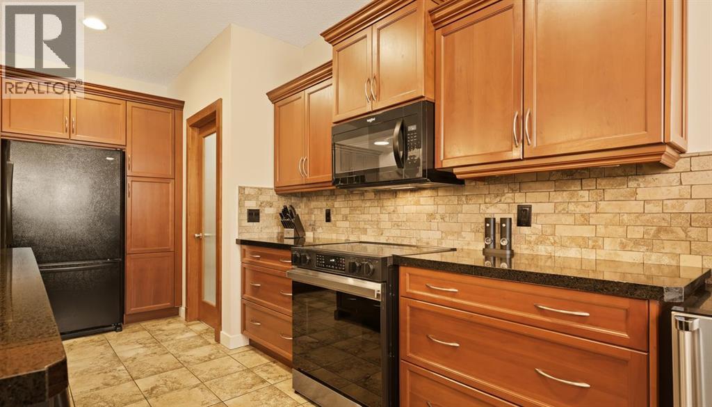 103 Elgin Estates Hill Se, Calgary, Alberta  T2Z 4R1 - Photo 12 - A2268596