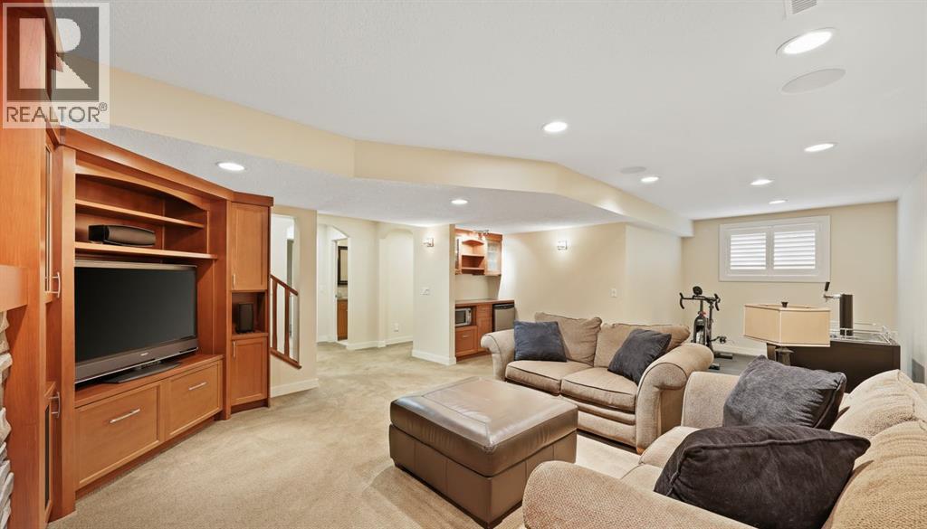 103 Elgin Estates Hill Se, Calgary, Alberta  T2Z 4R1 - Photo 32 - A2268596