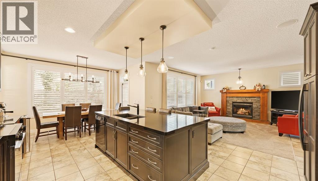 103 Elgin Estates Hill Se, Calgary, Alberta  T2Z 4R1 - Photo 13 - A2268596