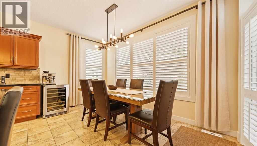 103 Elgin Estates Hill Se, Calgary, Alberta  T2Z 4R1 - Photo 15 - A2268596