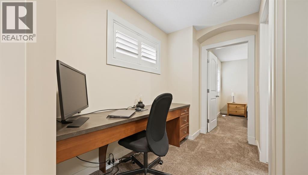 103 Elgin Estates Hill Se, Calgary, Alberta  T2Z 4R1 - Photo 27 - A2268596