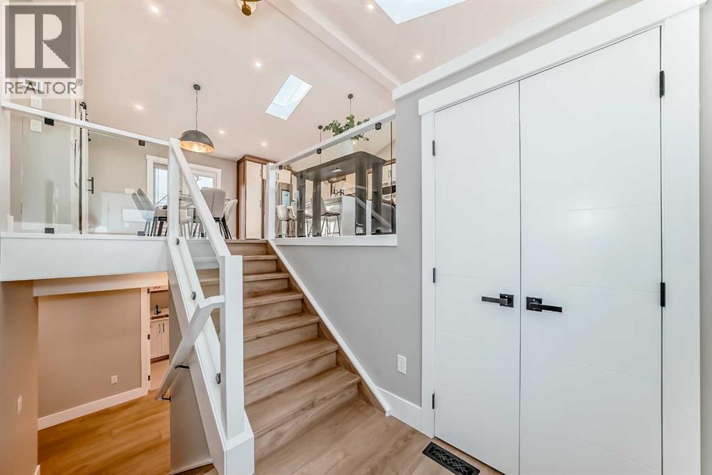 959 Lake Arrow Way Se, Calgary, Alberta  T2J 3C2 - Photo 2 - A2269909