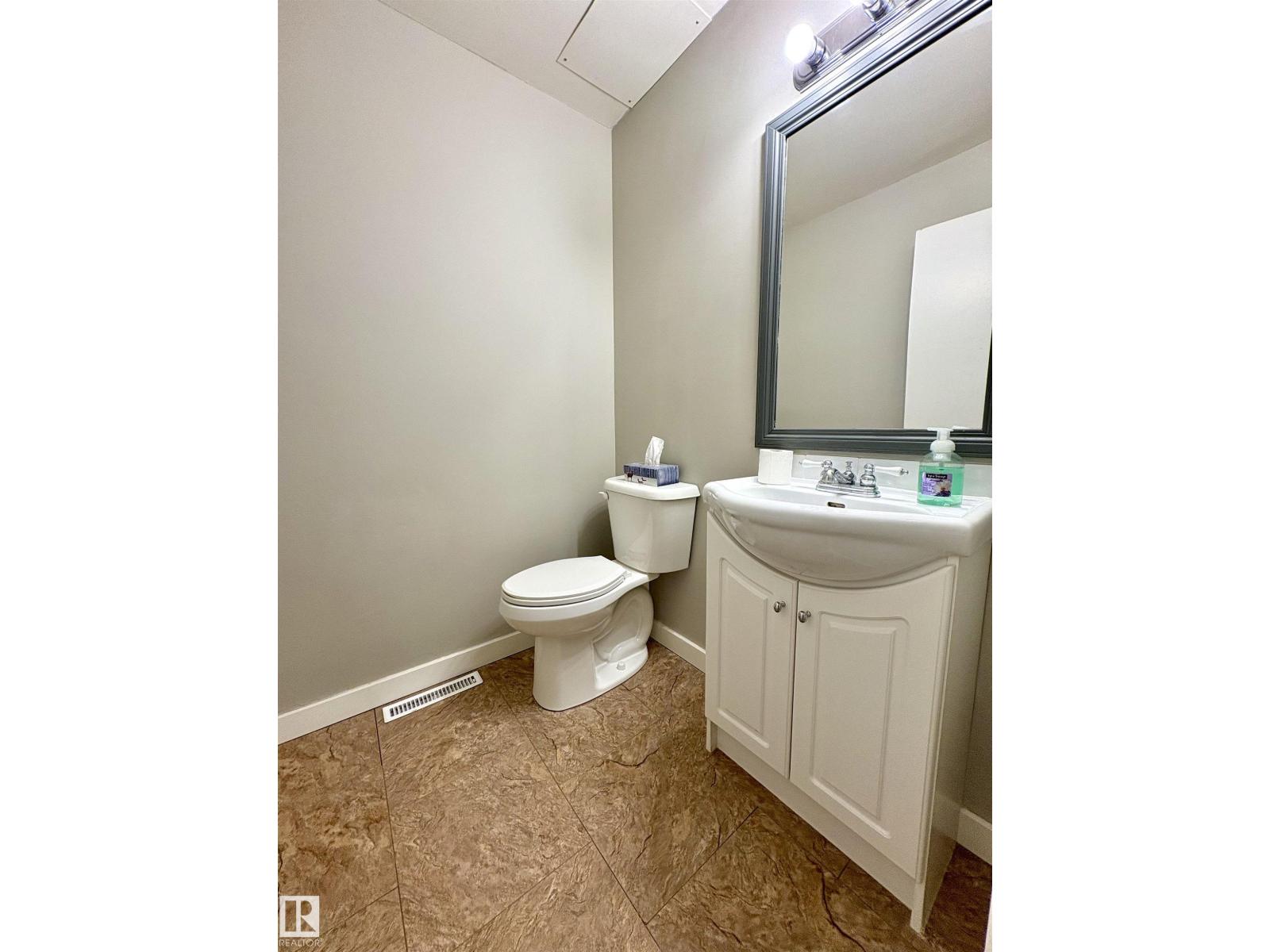 170 Londonderry Square Sq Nw, Edmonton, Alberta  T5C 3C4 - Photo 13 - E4465376