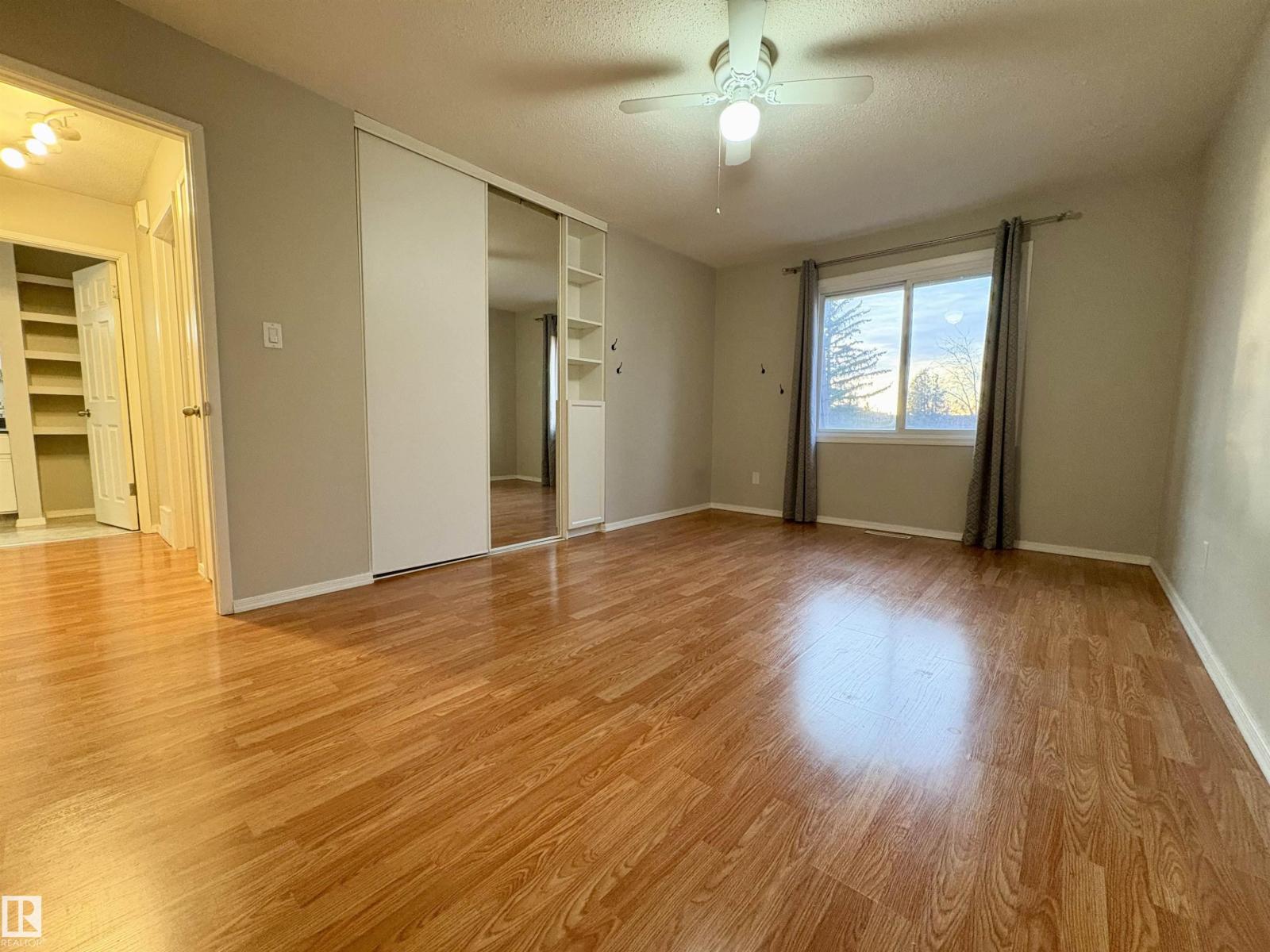 170 Londonderry Square Sq Nw, Edmonton, Alberta  T5C 3C4 - Photo 20 - E4465376