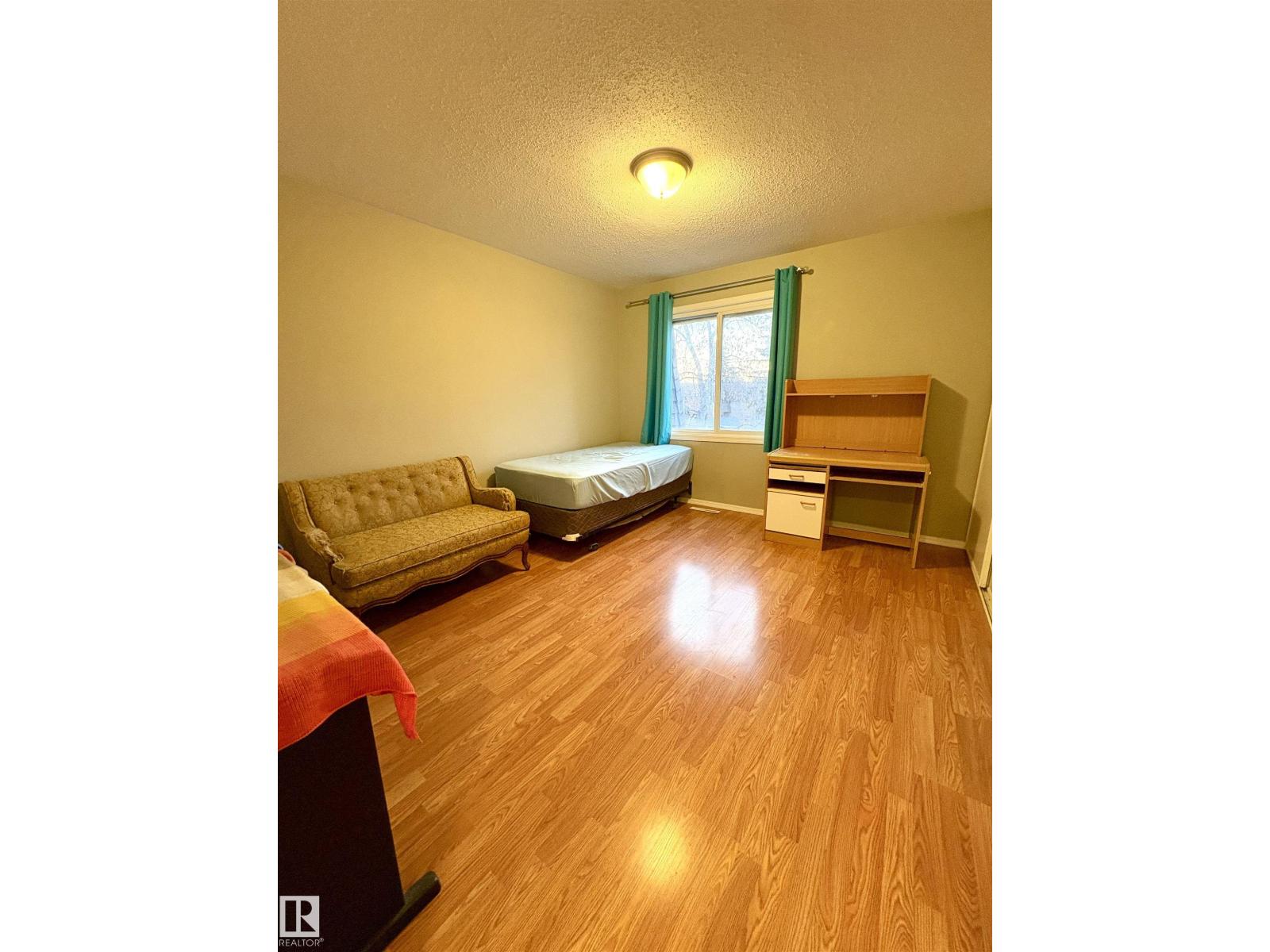 170 Londonderry Square Sq Nw, Edmonton, Alberta  T5C 3C4 - Photo 25 - E4465376