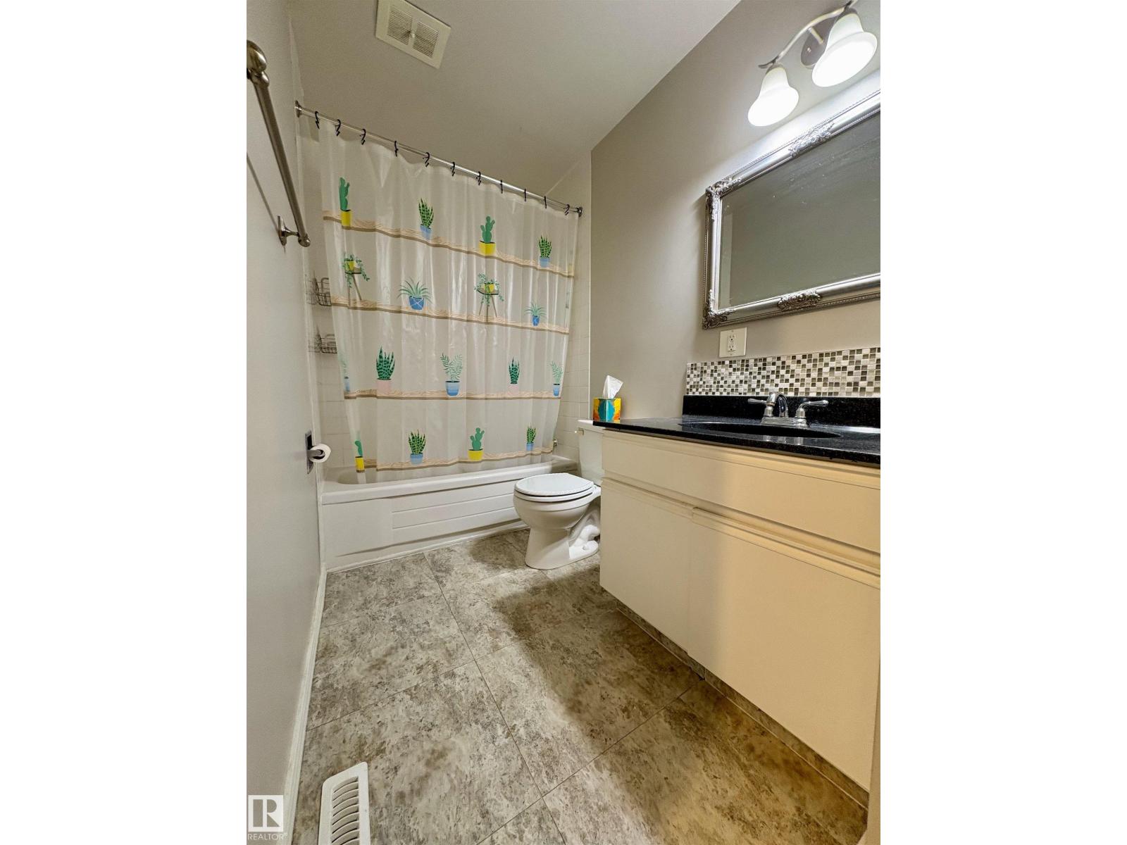 170 Londonderry Square Sq Nw, Edmonton, Alberta  T5C 3C4 - Photo 27 - E4465376