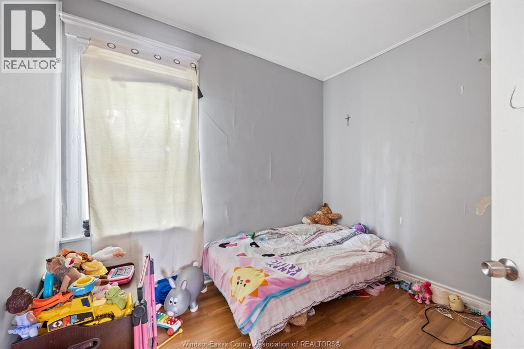 817 Chatham Street East, Windsor, Ontario  N9A 2X8 - Photo 13 - 25028542