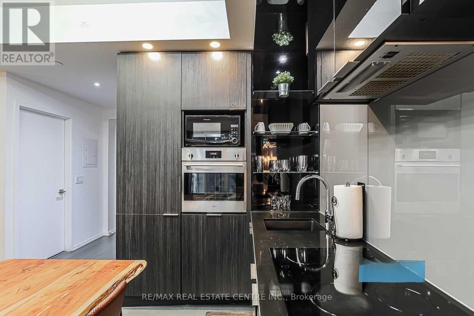 70 Temperance Street, Toronto, Ontario  M5H 0B1 - Photo 8 - C12532778