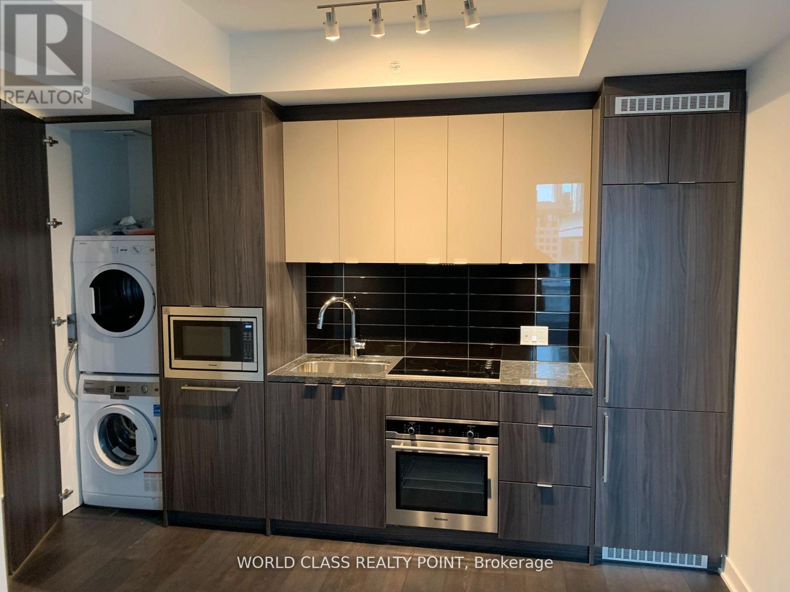 1912 - 115 Blue Jays Way, Toronto, Ontario  M5V 0N4 - Photo 18 - C12532844