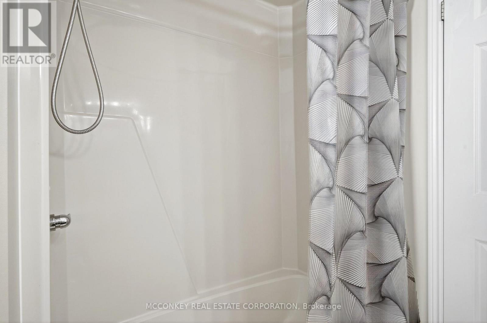 1216 Hilliard Street, Peterborough, Ontario  K9H 7H9 - Photo 17 - X12465586