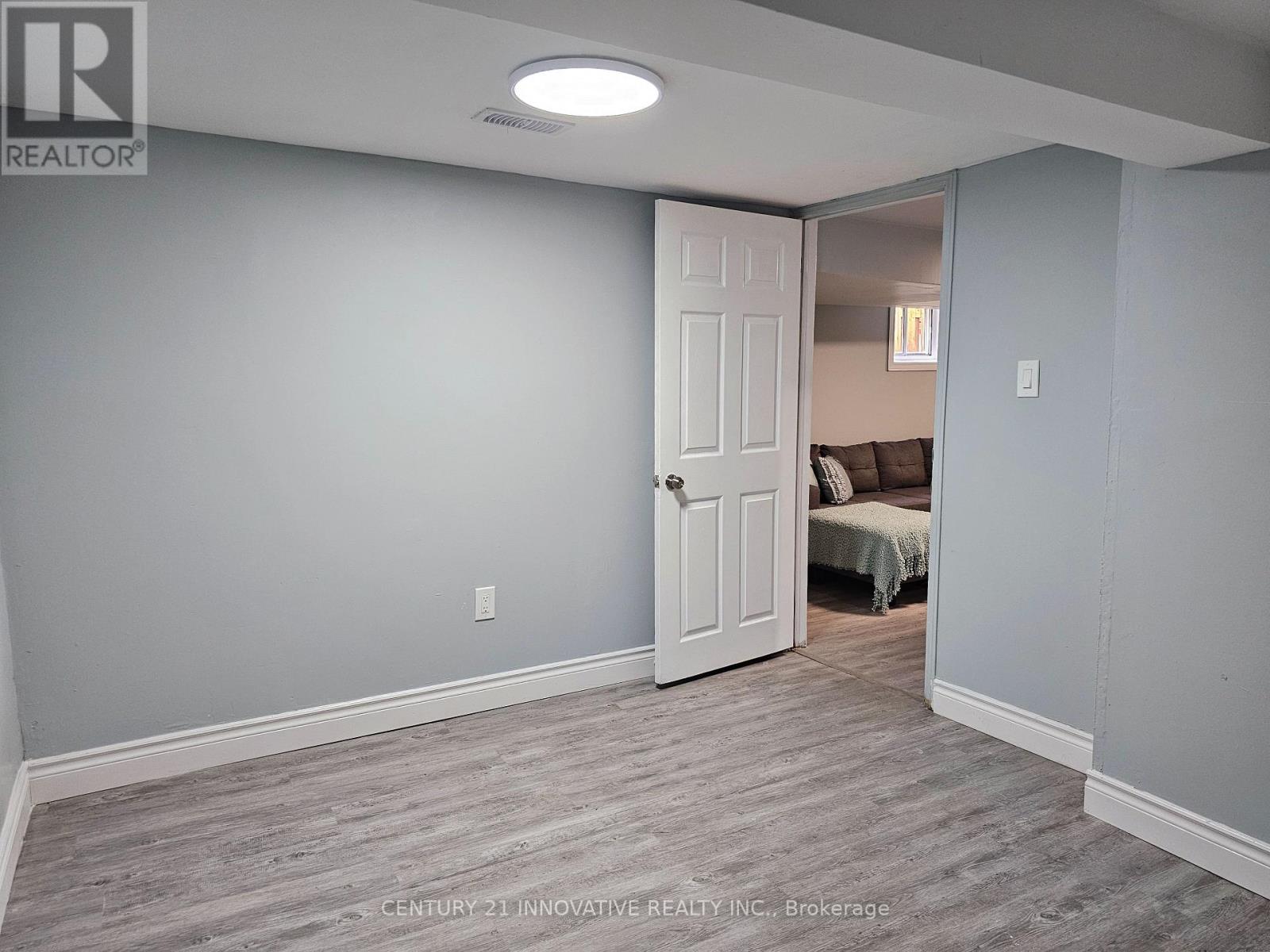 703 Midland Avenue, Toronto, Ontario  M1K 4E3 - Photo 16 - E12532752