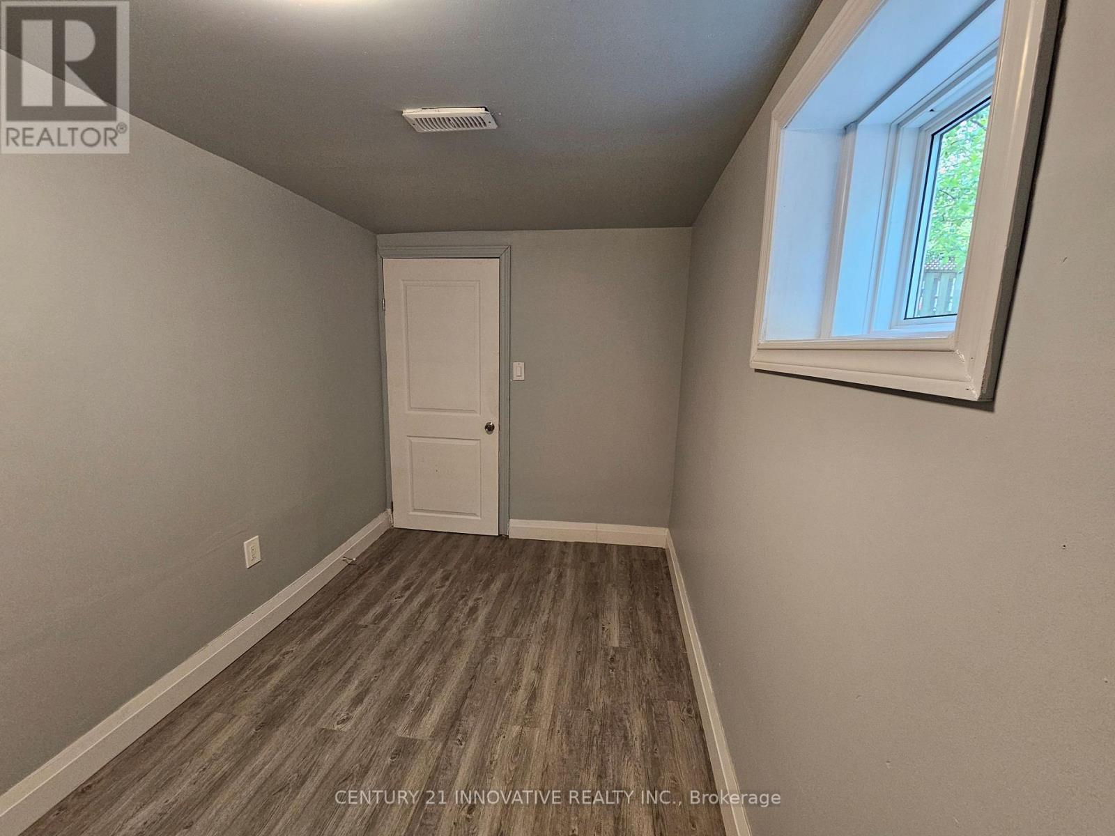 703 Midland Avenue, Toronto, Ontario  M1K 4E3 - Photo 17 - E12532752