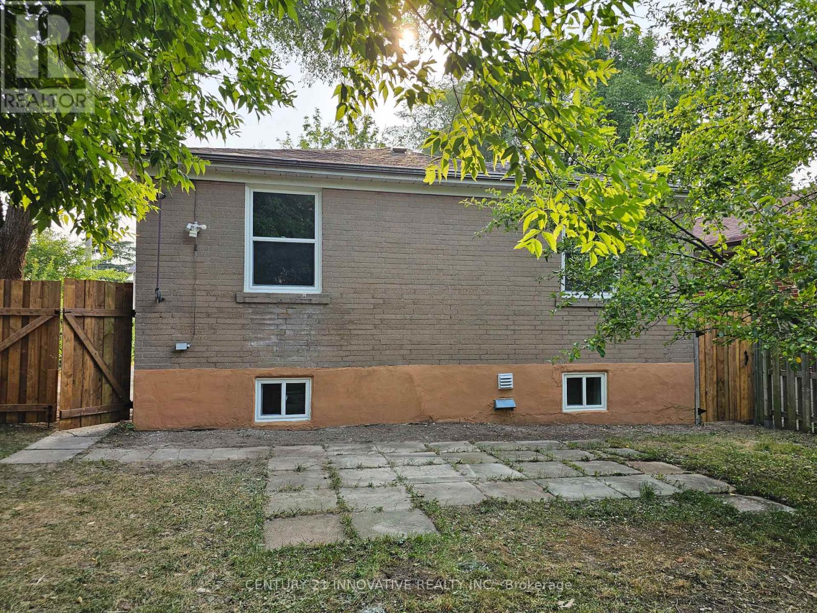703 Midland Avenue, Toronto, Ontario  M1K 4E3 - Photo 20 - E12532752