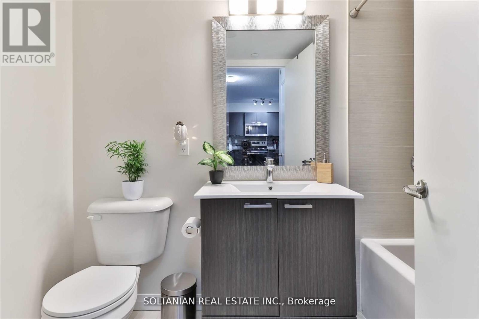 610 - 2150 Lawrence Avenue, Toronto, Ontario  M1R 3A7 - Photo 13 - E12532758