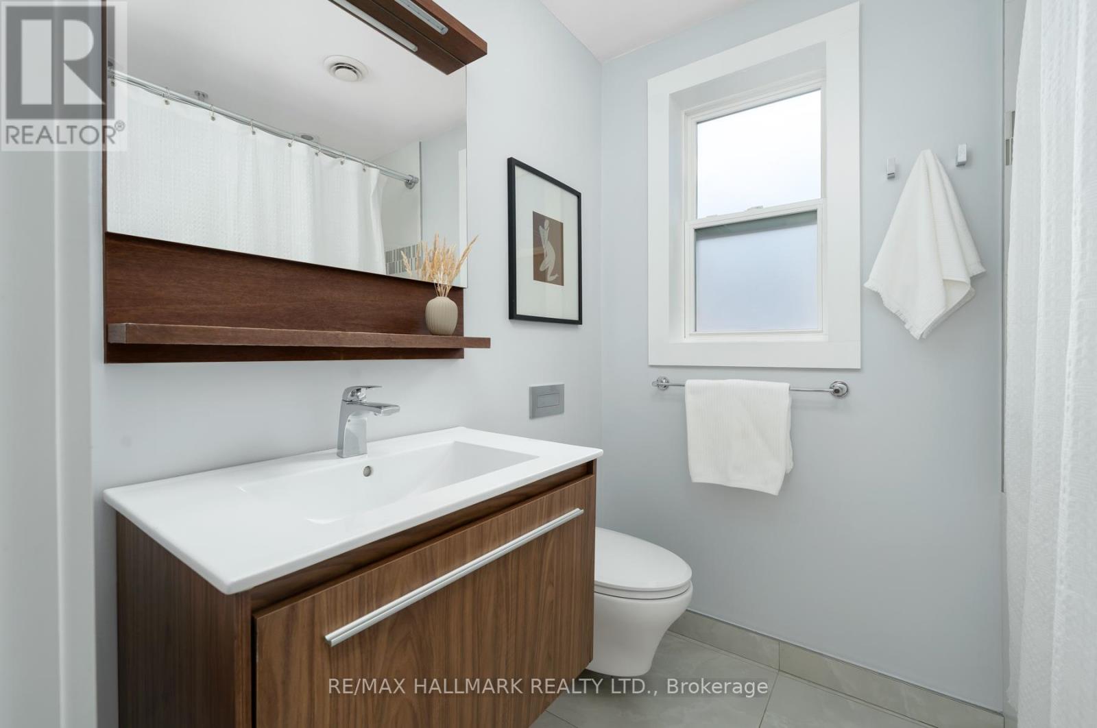 26 Hutton Avenue, Toronto, Ontario  M4C 3L3 - Photo 23 - E12532858