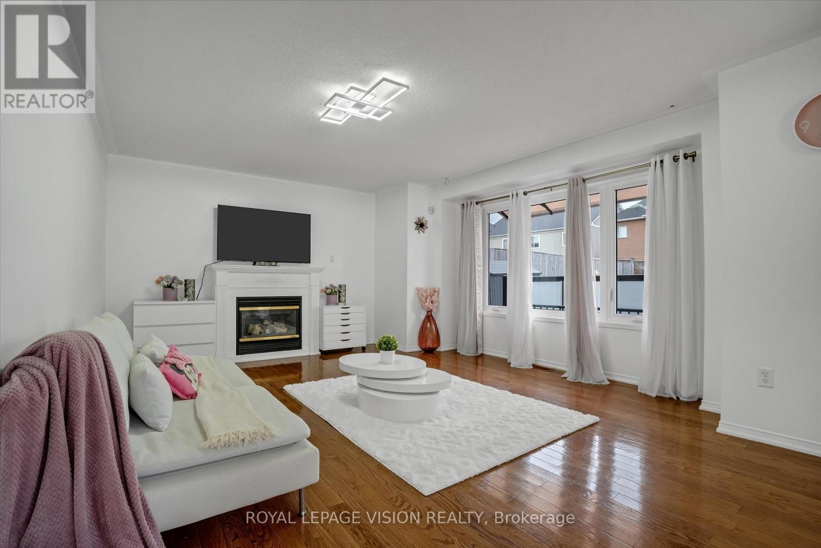 1330 Aldergrove Drive, Oshawa, Ontario  L1K 2Y6 - Photo 15 - E12532870