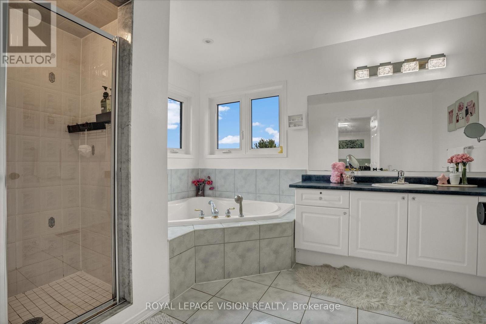 1330 Aldergrove Drive, Oshawa, Ontario  L1K 2Y6 - Photo 27 - E12532870