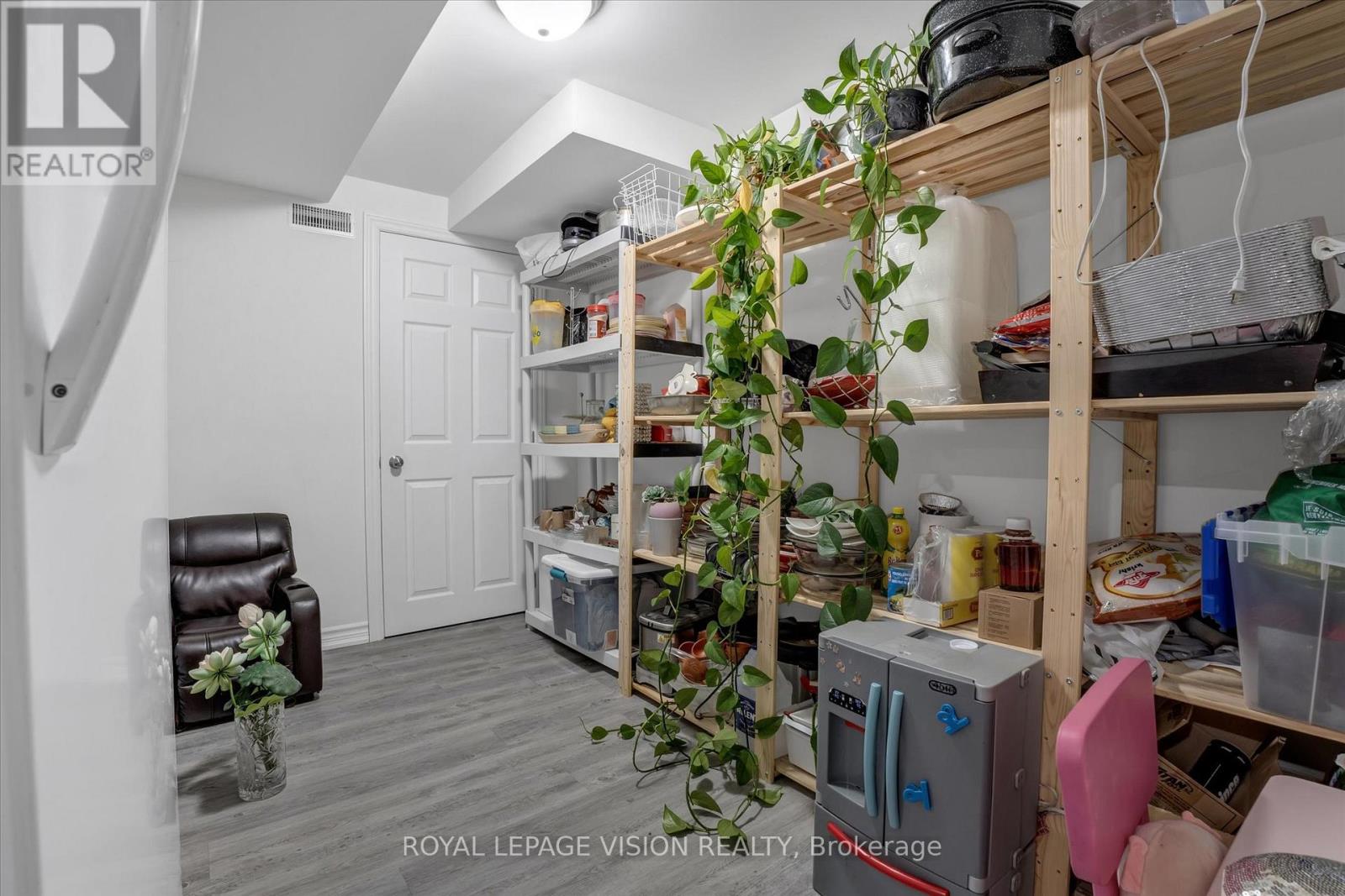 1330 Aldergrove Drive, Oshawa, Ontario  L1K 2Y6 - Photo 43 - E12532870