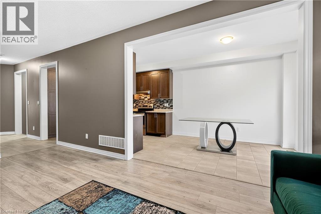 57 Sparkle Drive, Thorold, Ontario  L2V 0H2 - Photo 6 - 40787337