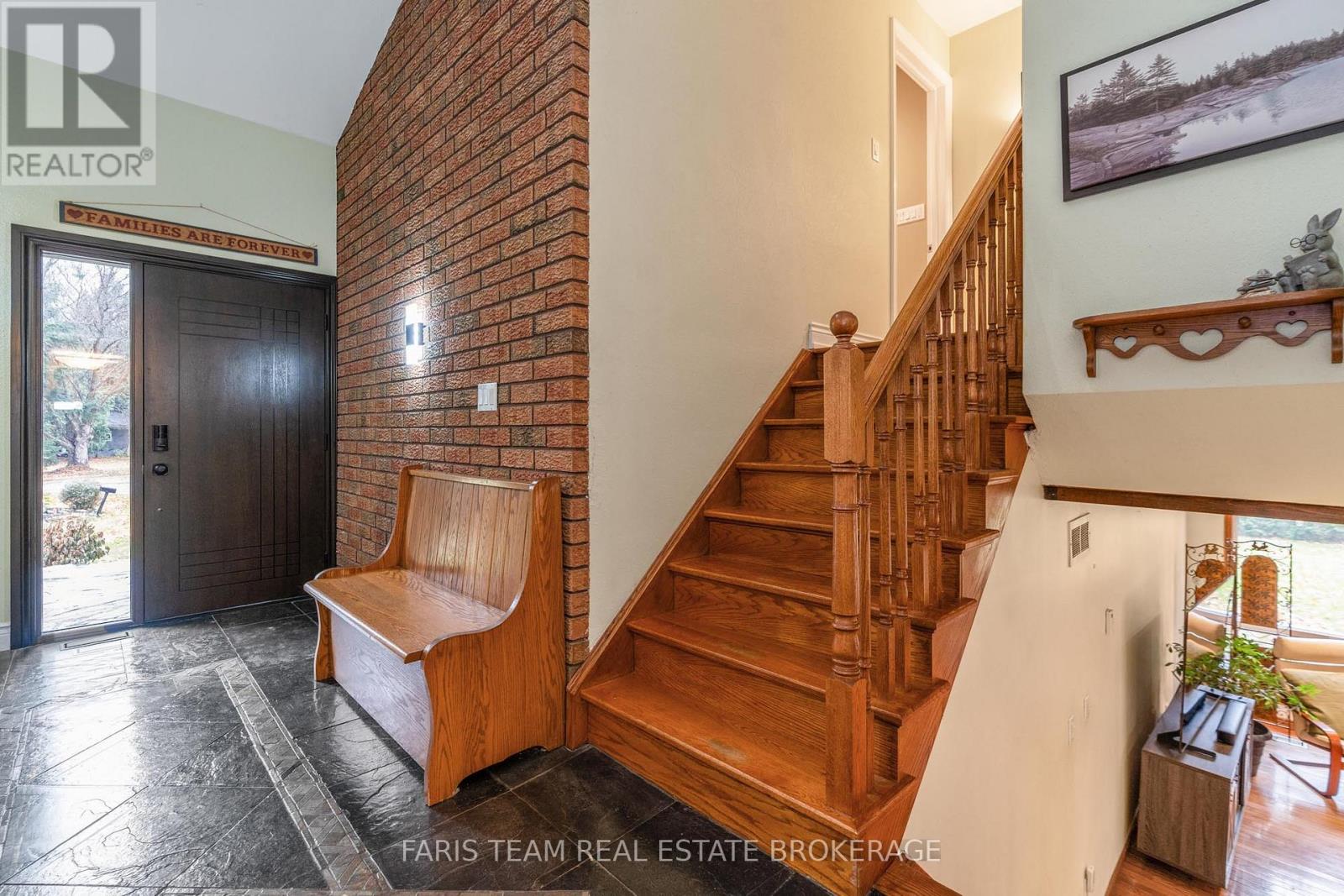 5565 5th Line, New Tecumseth, Ontario  L0G 1W0 - Photo 5 - N12532772