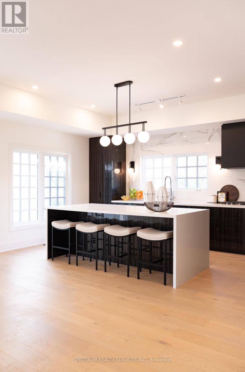 1010 Elgin Mills Road E, Richmond Hill, Ontario  L4S 1M4 - Photo 40 - N12532804