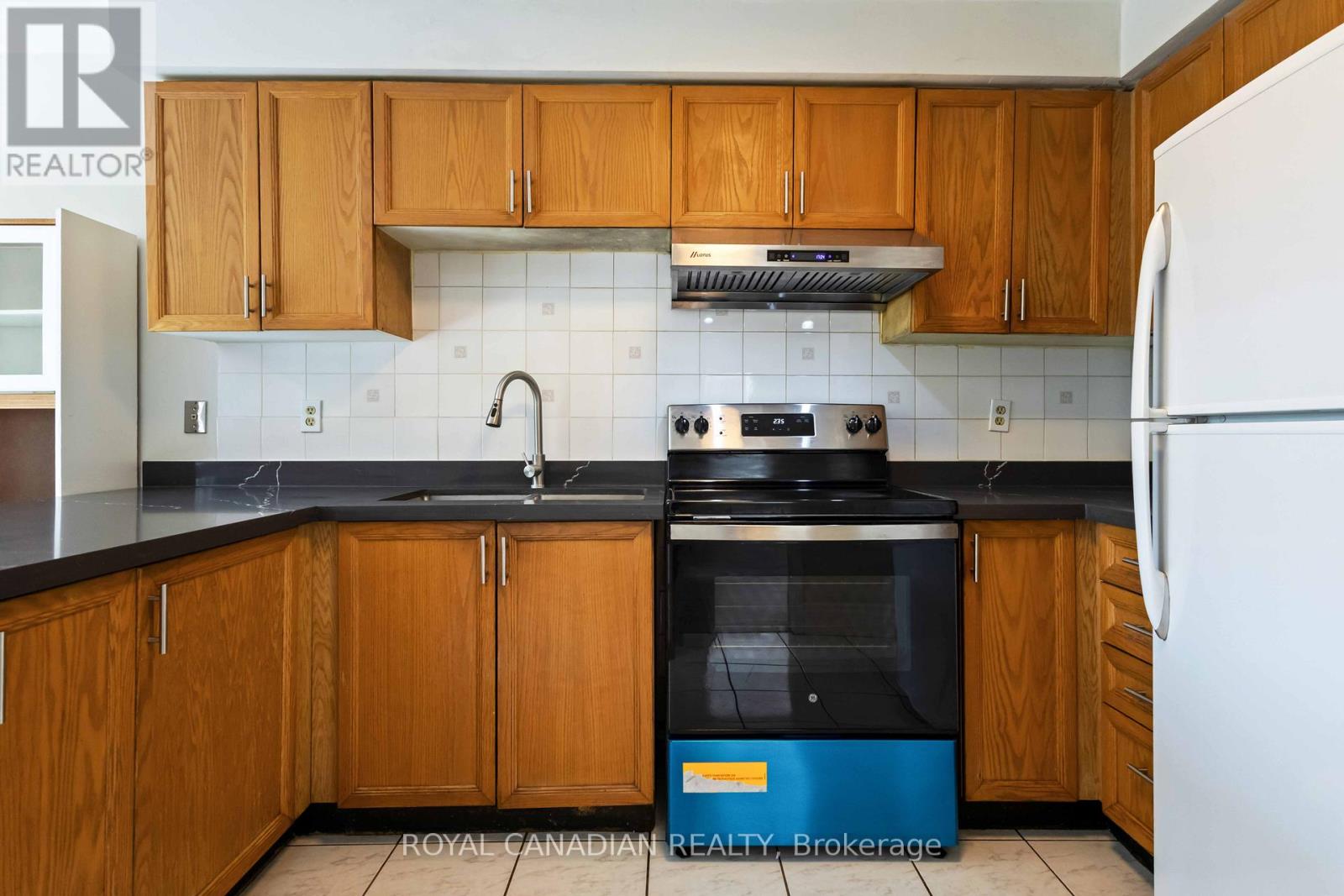 Upper - 107 Joycedale Street, Markham, Ontario  L3S 3J2 - Photo 13 - N12532852