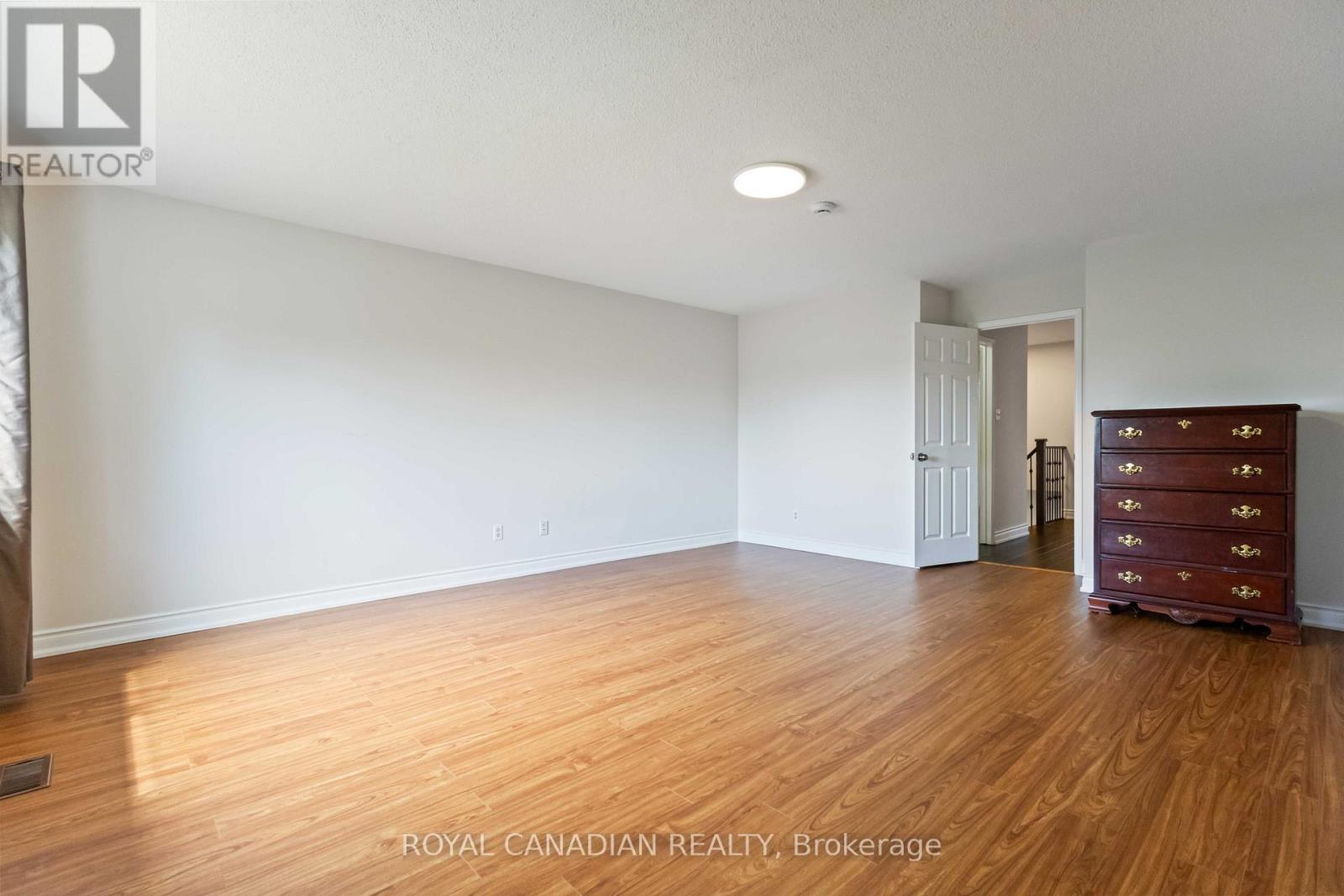 Upper - 107 Joycedale Street, Markham, Ontario  L3S 3J2 - Photo 34 - N12532852