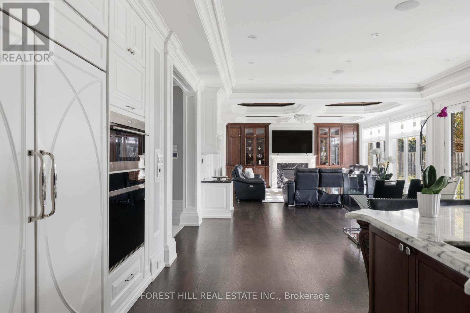 39 Patricia Drive E, King, Ontario  L7B 1H5 - Photo 18 - N12532862