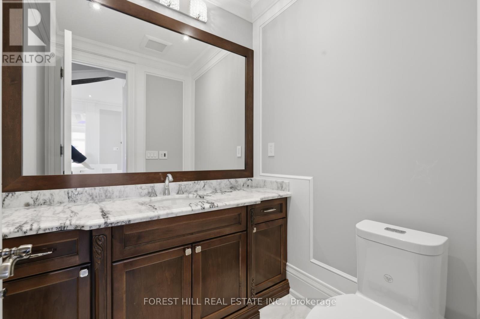 39 Patricia Drive E, King, Ontario  L7B 1H5 - Photo 22 - N12532862