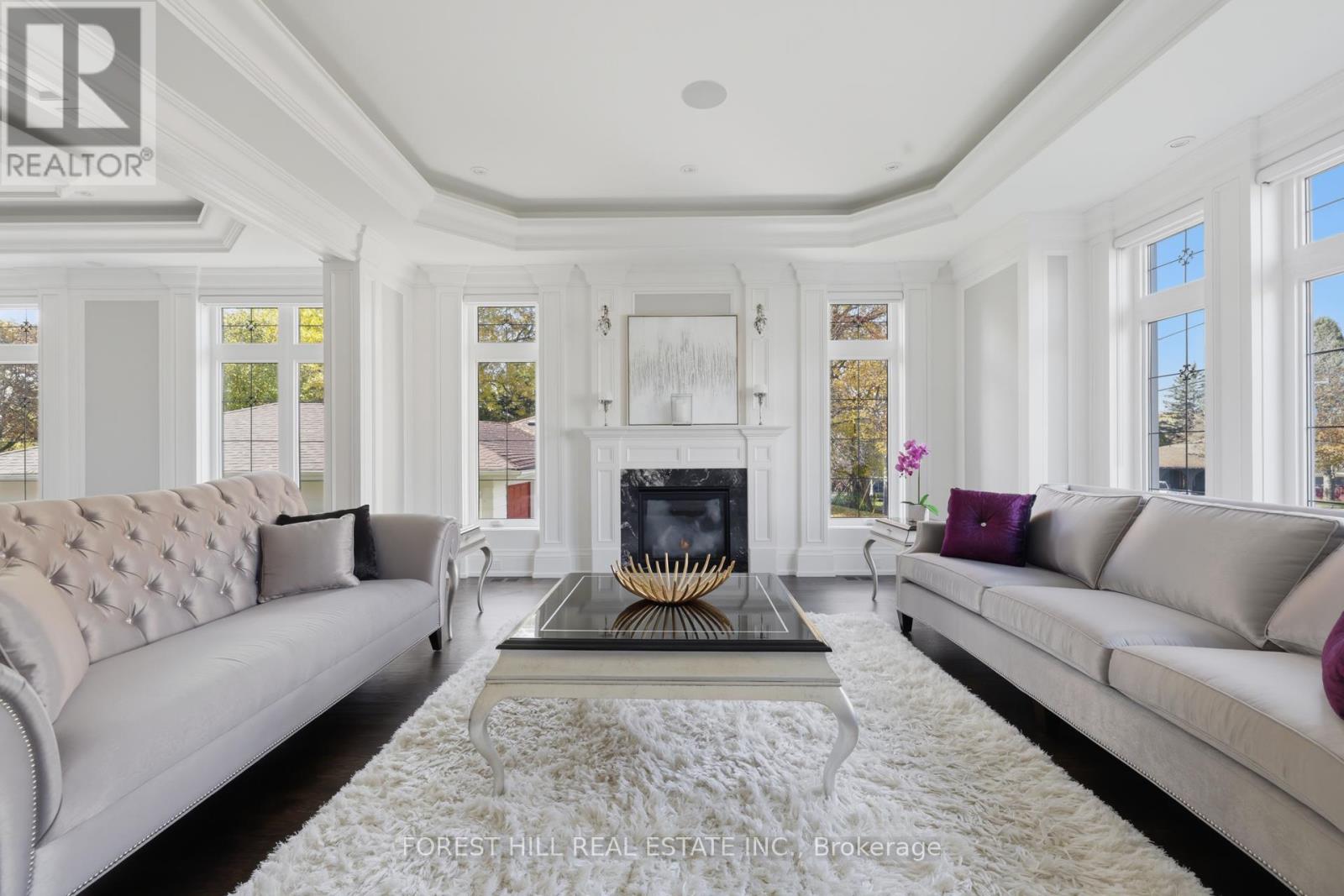 39 Patricia Drive E, King, Ontario  L7B 1H5 - Photo 9 - N12532862