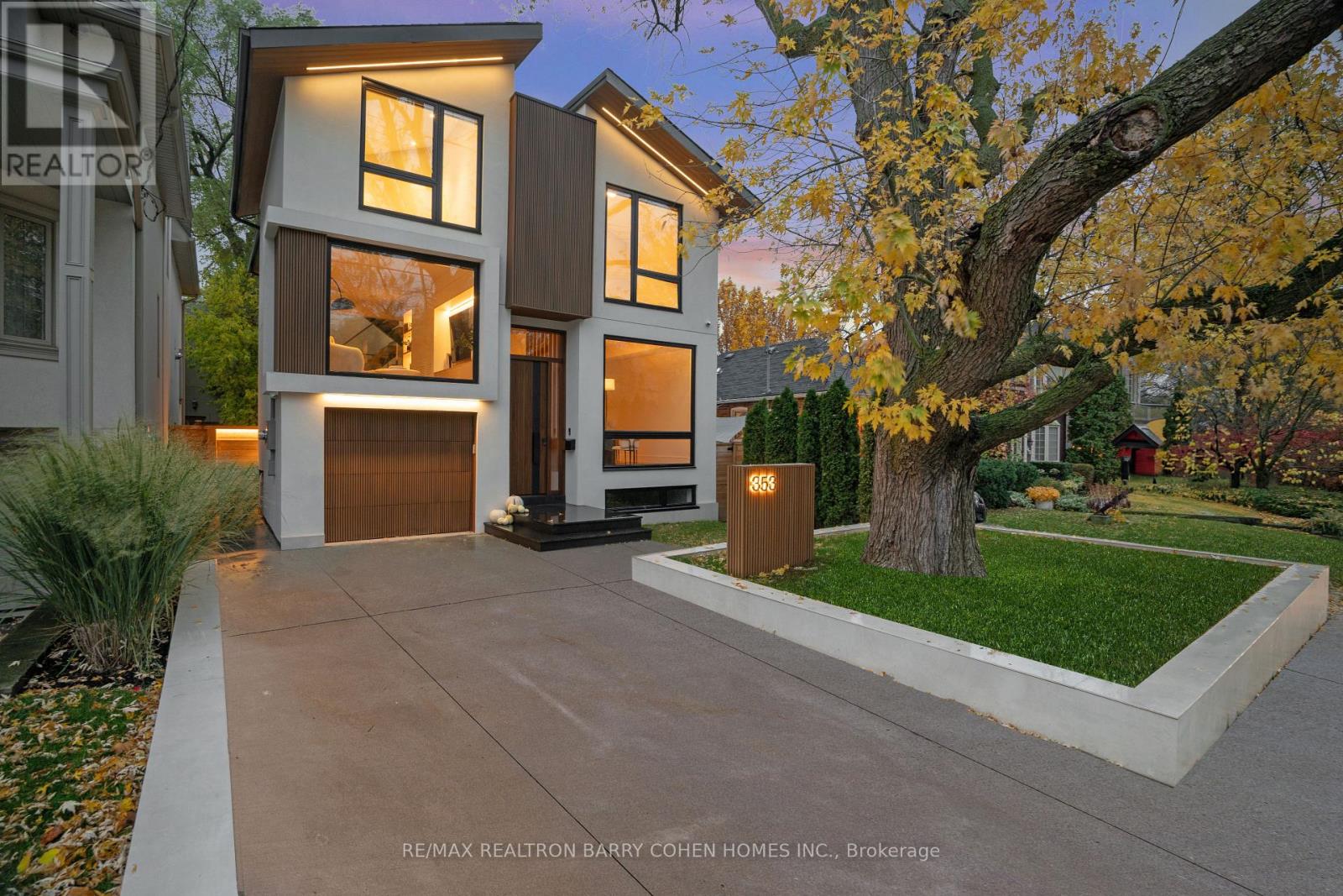 353 BROADWAY AVENUE, Toronto, Ontario