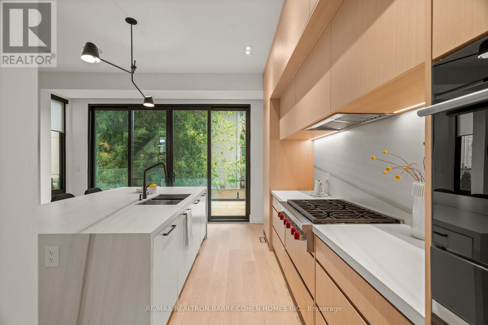 353 Broadway Avenue, Toronto, Ontario  M4P 1W8 - Photo 12 - C12485786