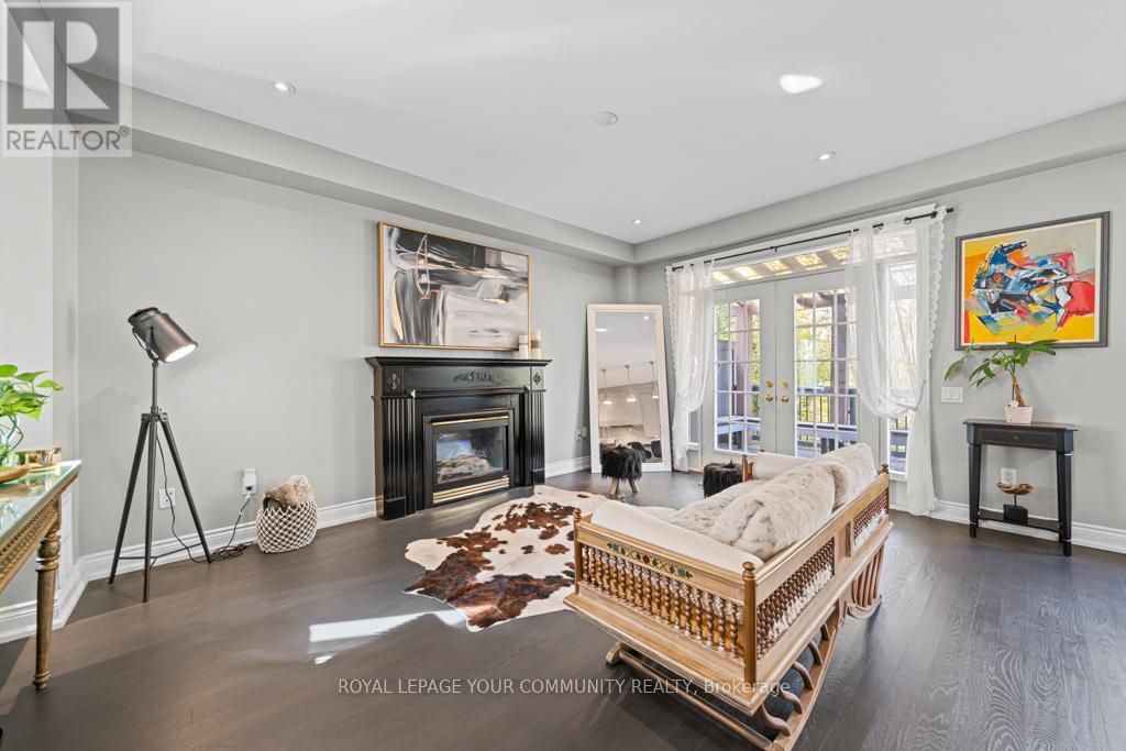 107 Westbury Court, Richmond Hill, Ontario  L4S 2L3 - Photo 8 - N12528740