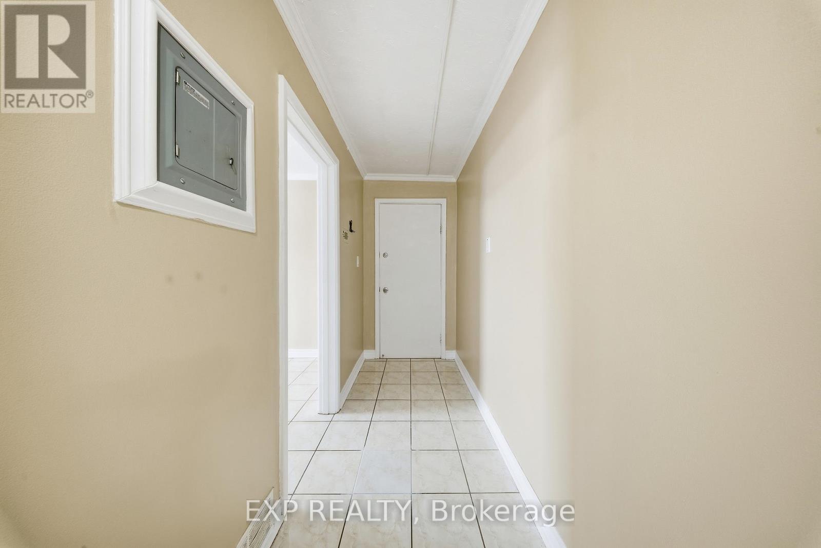 2 - 36 Market Street, Brampton, Ontario  L6X 1H5 - Photo 4 - W12532740