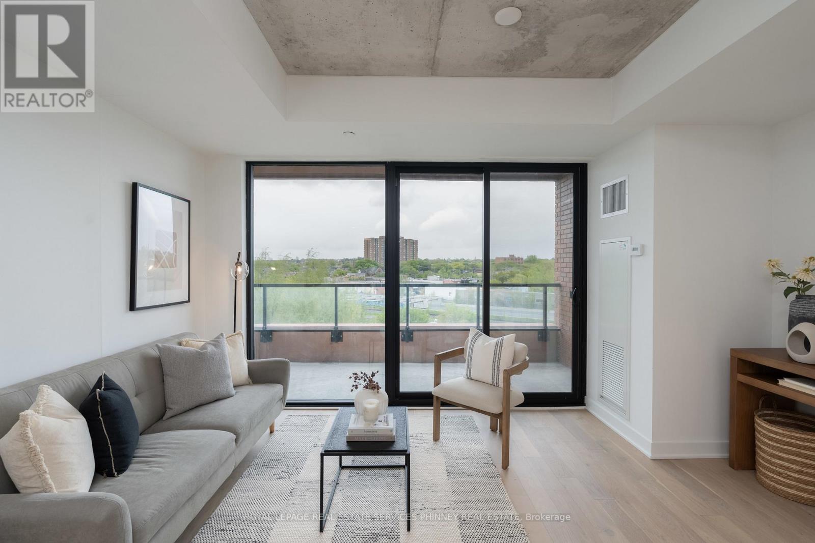 515 - 2720 Dundas Street W, Toronto, Ontario  M6P 0C3 - Photo 8 - W12532760