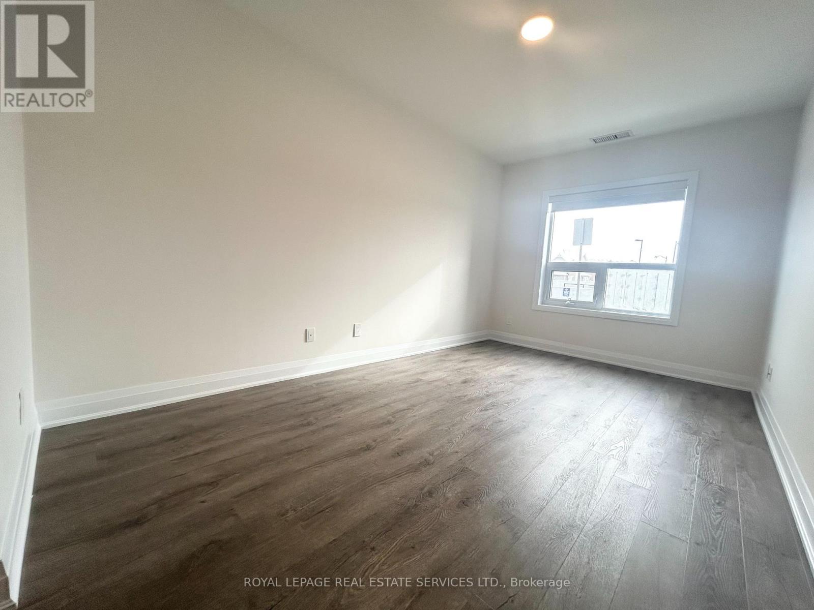 110 - 1287 Costigan Road, Milton, Ontario  L9T 9M6 - Photo 10 - W12532786