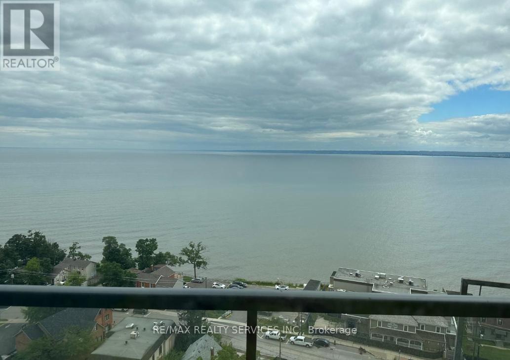 1604 - 370 Martha Street, Burlington, Ontario  L7R 0G9 - Photo 5 - W12532828