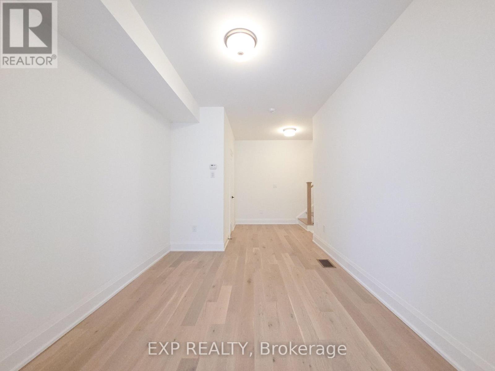 3328 Azam Way, Oakville, Ontario  L6M 4K1 - Photo 3 - W12532846