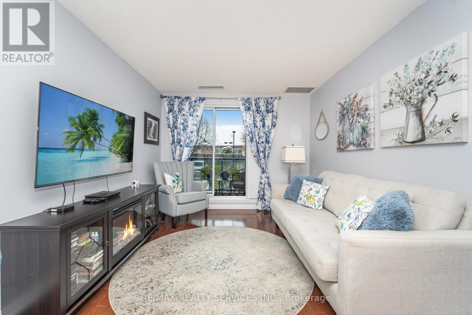 116 - 65 Via Rosedale Way, Brampton, Ontario  L6R 3N8 - Photo 10 - W12532876