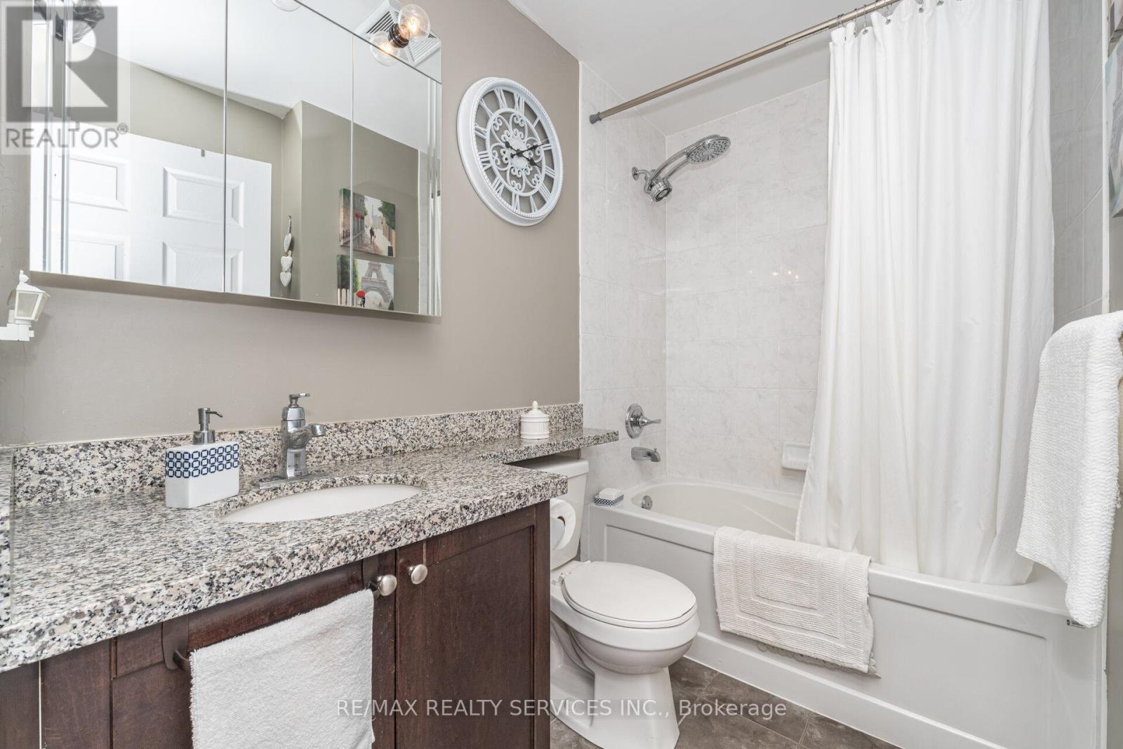 116 - 65 Via Rosedale Way, Brampton, Ontario  L6R 3N8 - Photo 16 - W12532876