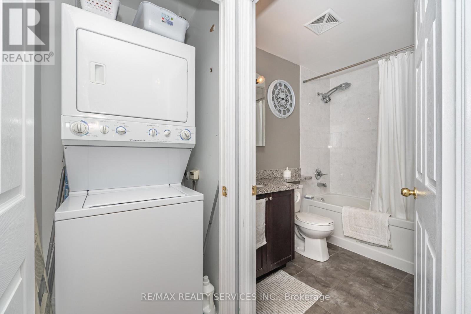 116 - 65 Via Rosedale Way, Brampton, Ontario  L6R 3N8 - Photo 17 - W12532876