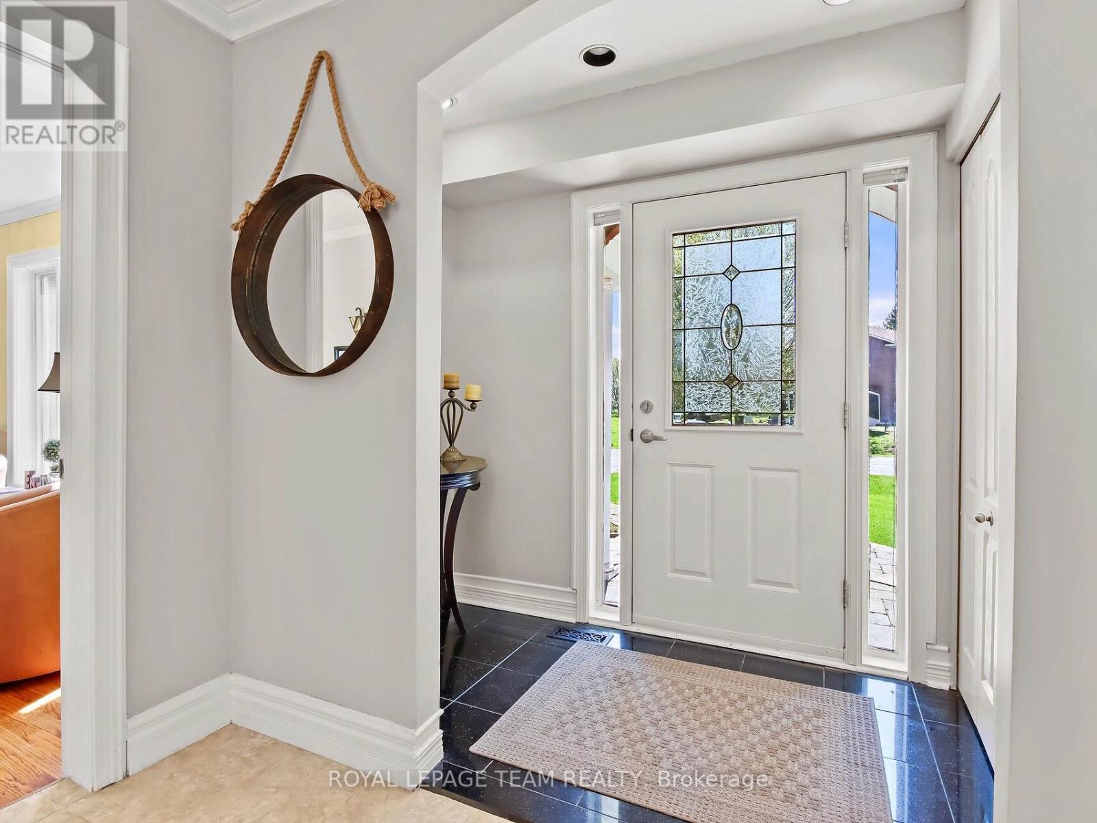 1105 Cindy Hill Crescent, Ottawa, Ontario  K4M 1E8 - Photo 8 - X12511452