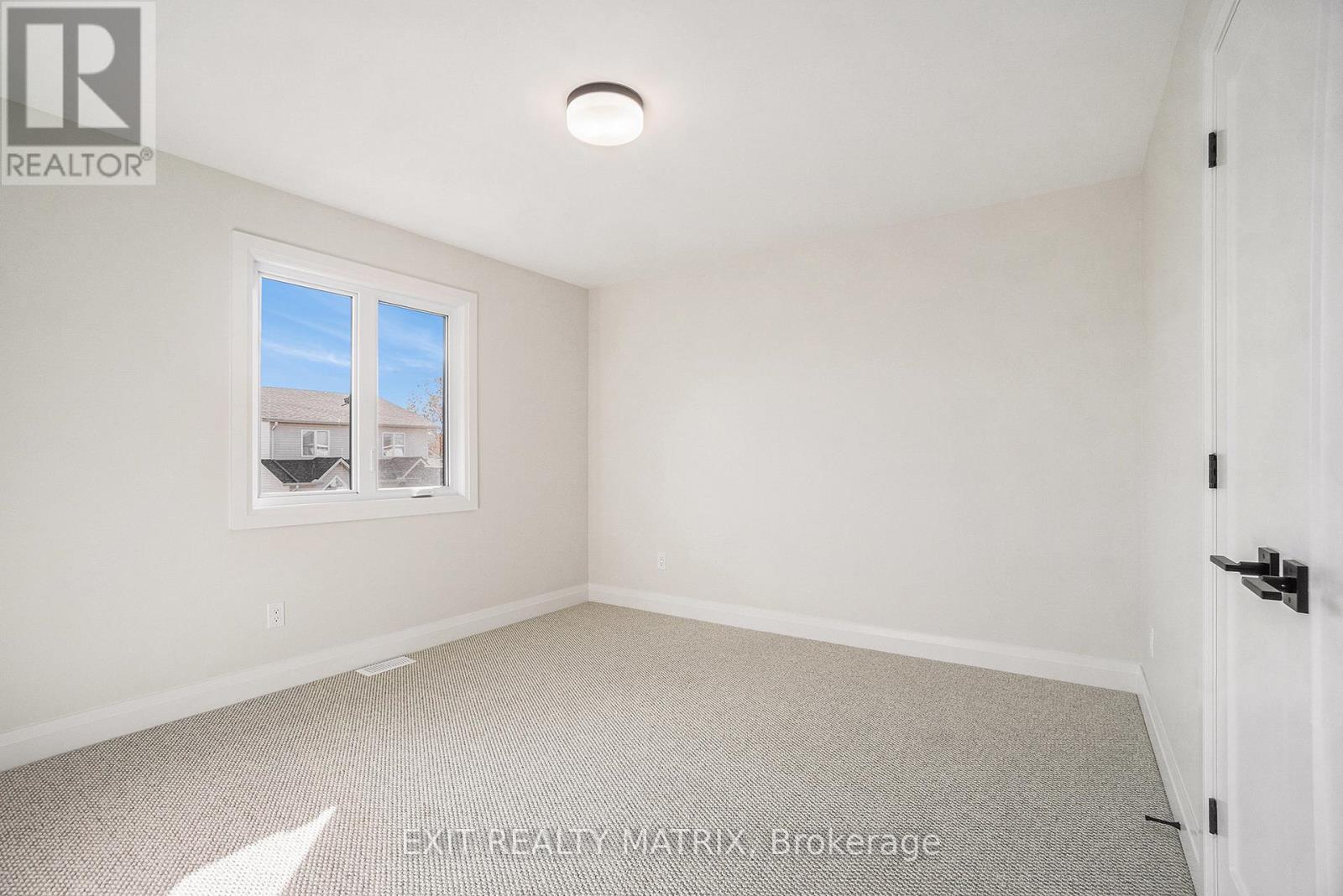 258 Sam Avenue, Russell, Ontario  K0A 1W0 - Photo 17 - X12521484