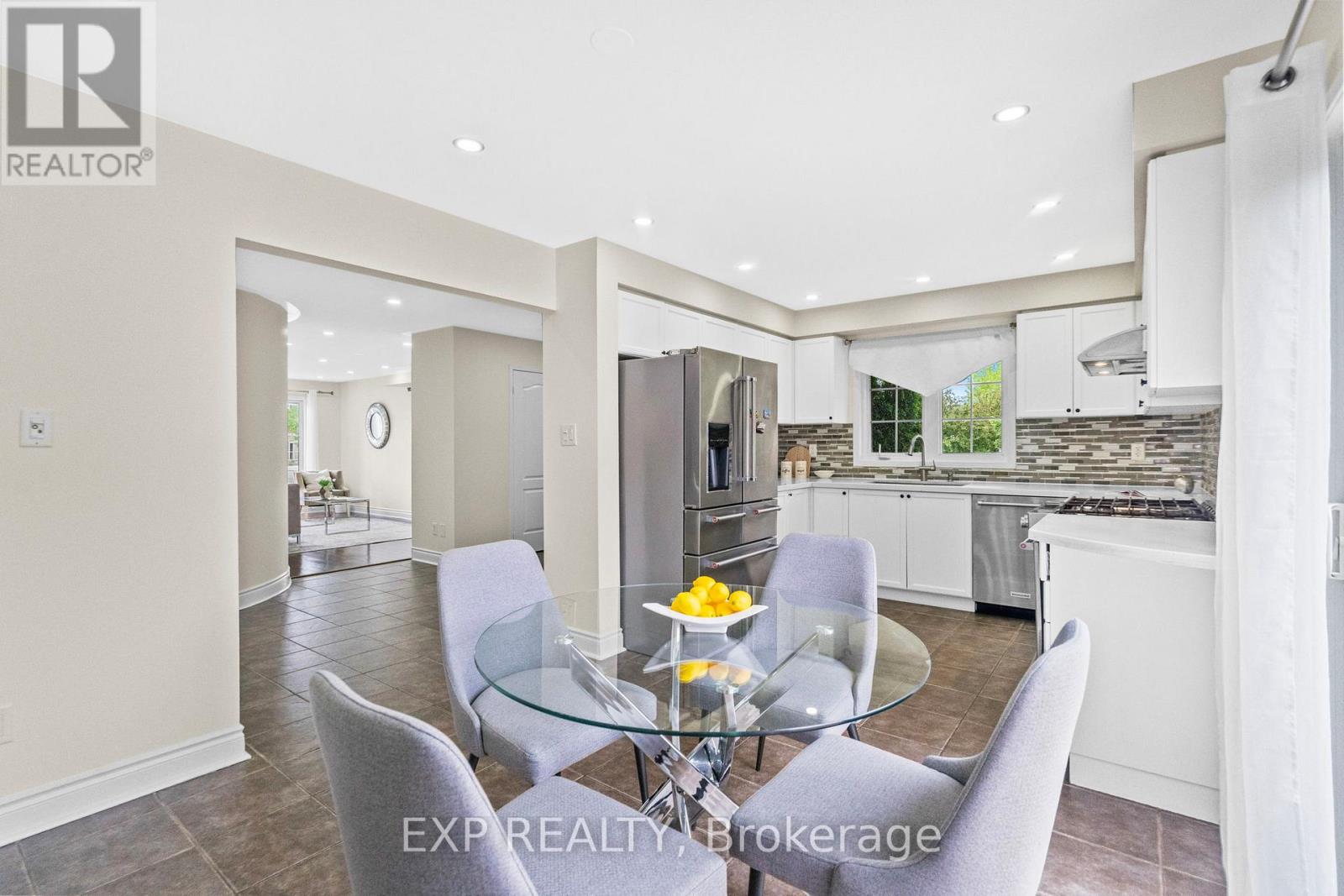 347 Brisdale Drive, Brampton, Ontario  L7A 3M6 - Photo 16 - W12288340