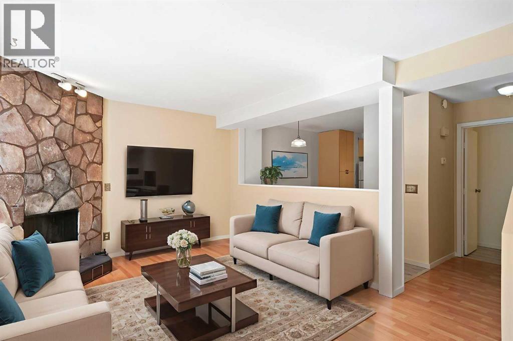 Property at 22, 643 4 Avenue NE image 5