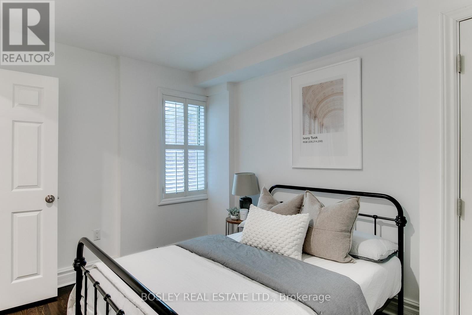 6 Prospect Street, Toronto, Ontario  M4X 1C6 - Photo 18 - C12471929