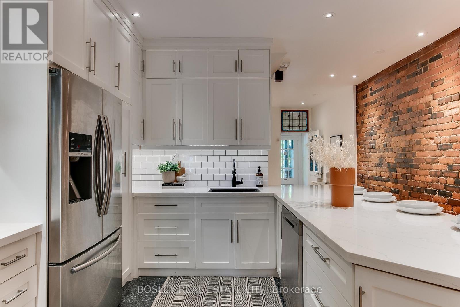 6 Prospect Street, Toronto, Ontario  M4X 1C6 - Photo 9 - C12471929